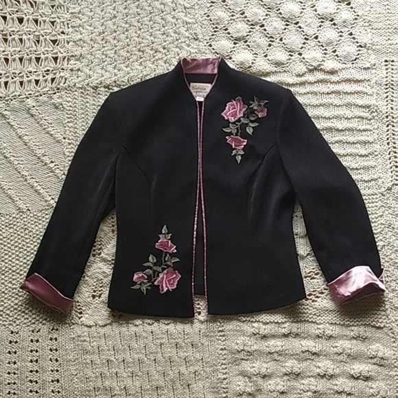 Unique Embroidered Rose Blazer - Picture 3 of 16